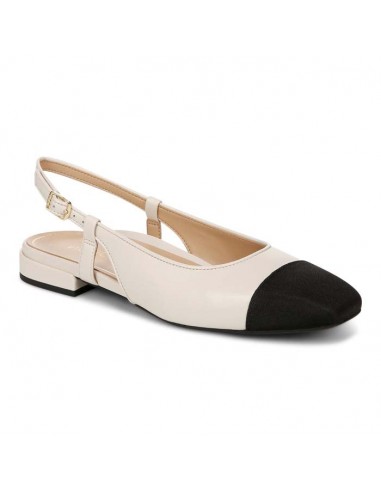 Womens Vionic Petaluma in Cream Voir les baskets