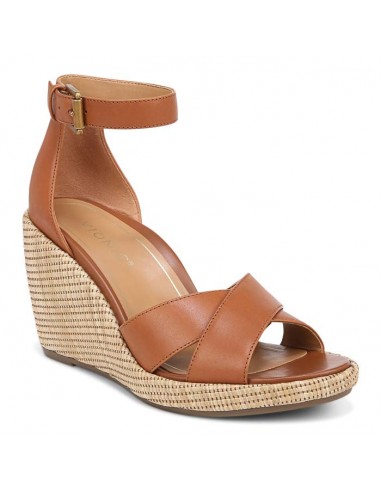 Womens Vionic Marina in Camel brillant des détails fins