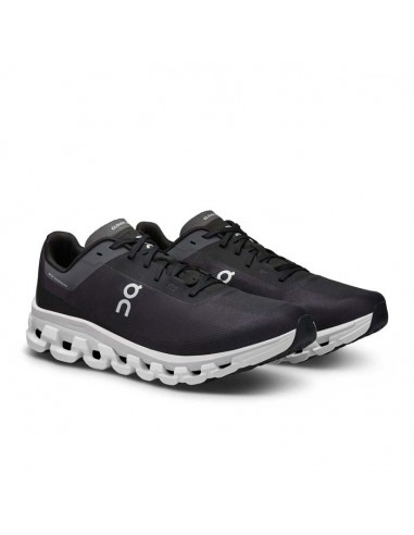 Mens On Running Cloudflow 4 in Black/White Comparez et commandez 